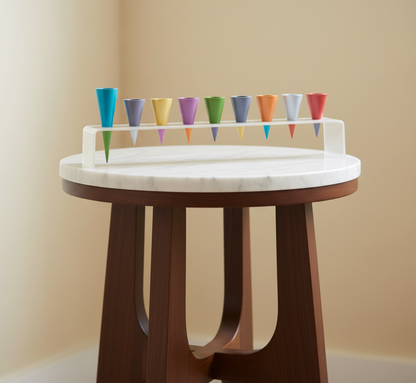 חנוכיית קונוסים צבעוניים ייחודית