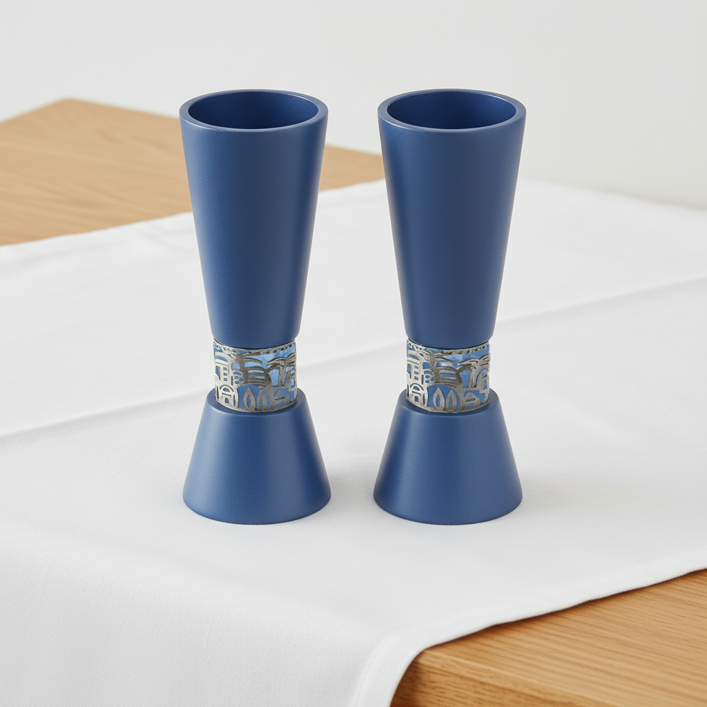 פמוטי שבת גדולים עם עיטור ירושלים – כחול (זוג)